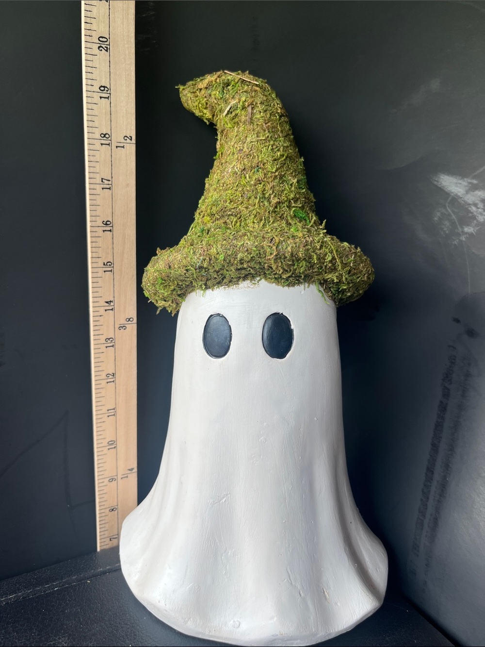 Moss-Hat Ghost Sculpture — White with Green Top